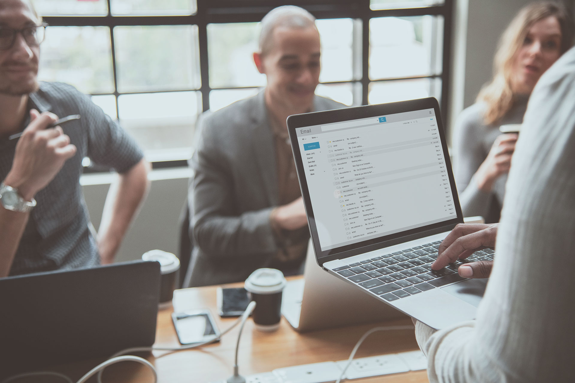 The Best Tools for Management of Niche Websites